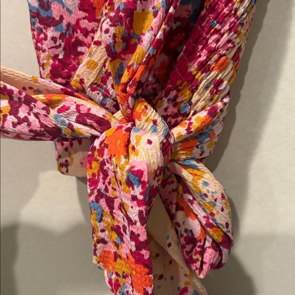 Anthropologie By Anthropologie V-Neck Flutter Hem Top Blouse. Small. Floral.NWT. - Picture 10 of 16